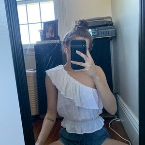 One-Shoulder Top!